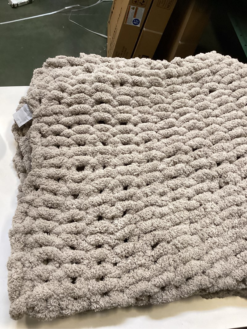 Bedsure Chunky Knit Throw Blanket for Couch - 100% Hand Knitted, 5.06 lbs Chenille Blanket for Bed Living Room Home Decor, Thick and Soft, Linen Beige,
