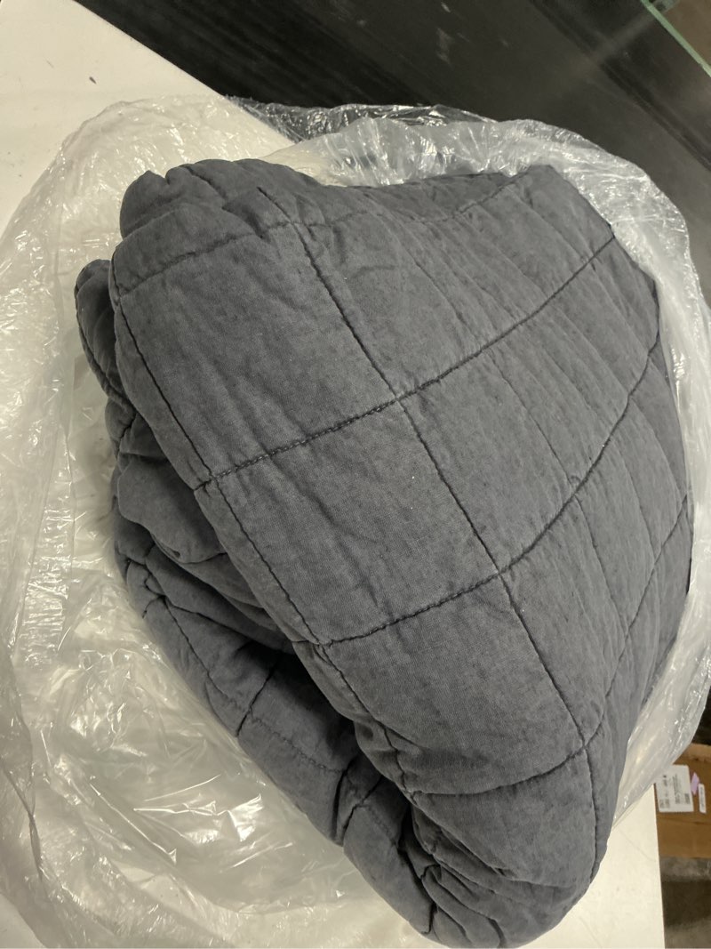 Condition photo showing Good Condition for european linen box quilt, full/queen, charcoal
