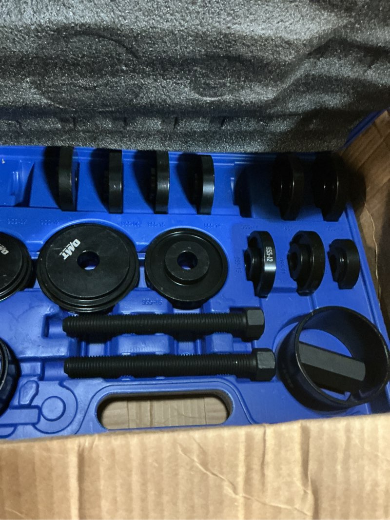 Condition photo showing Good Condition for 24pcs front wheel bearing press tool removal adapter puller kit omt
