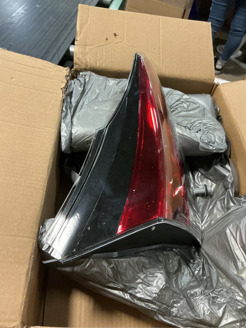 Condition photo showing As Is for led tail light compatible with 2016 2017 2018 toyota rav4 outer, replace for 81550-0r061 81560-0r061 (left, driver side, inner)