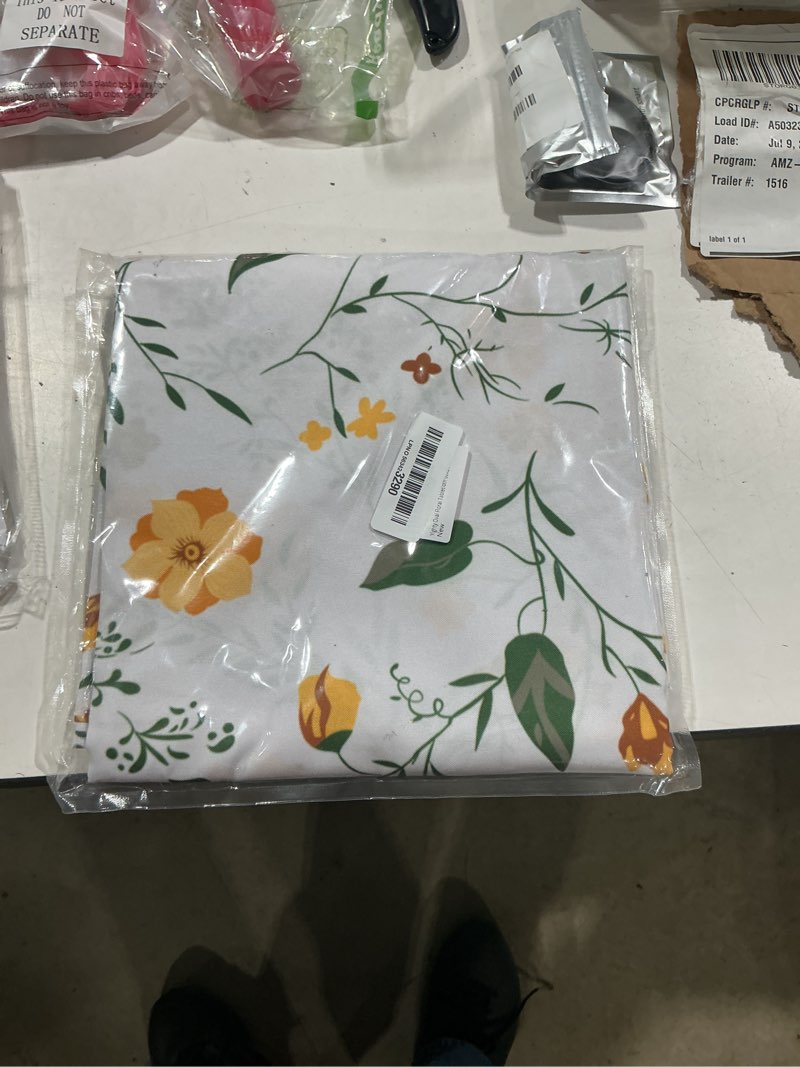 Condition photo showing Good Condition for yighty oval floral tablecloth 60 x 84 inches, yellow floral watercolor table cloth, waterproof wrinkle resistant tablecloth, spring summer decoration for holiday kitchen dining room 84" x 60" (oval) floral