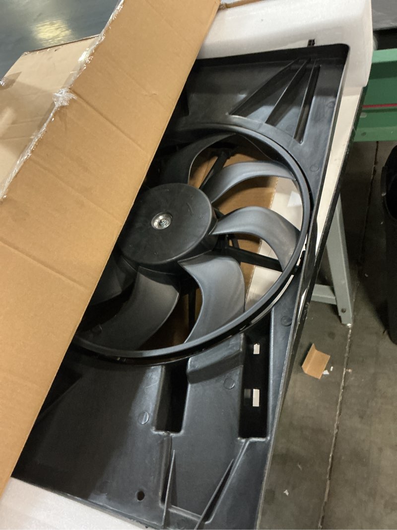 Condition photo showing New/Like New for engine ac condenser radiator cooling fan assembly compatible with ford focus 2012-2017 2.0l oem# tyc622800 674-01053 622800