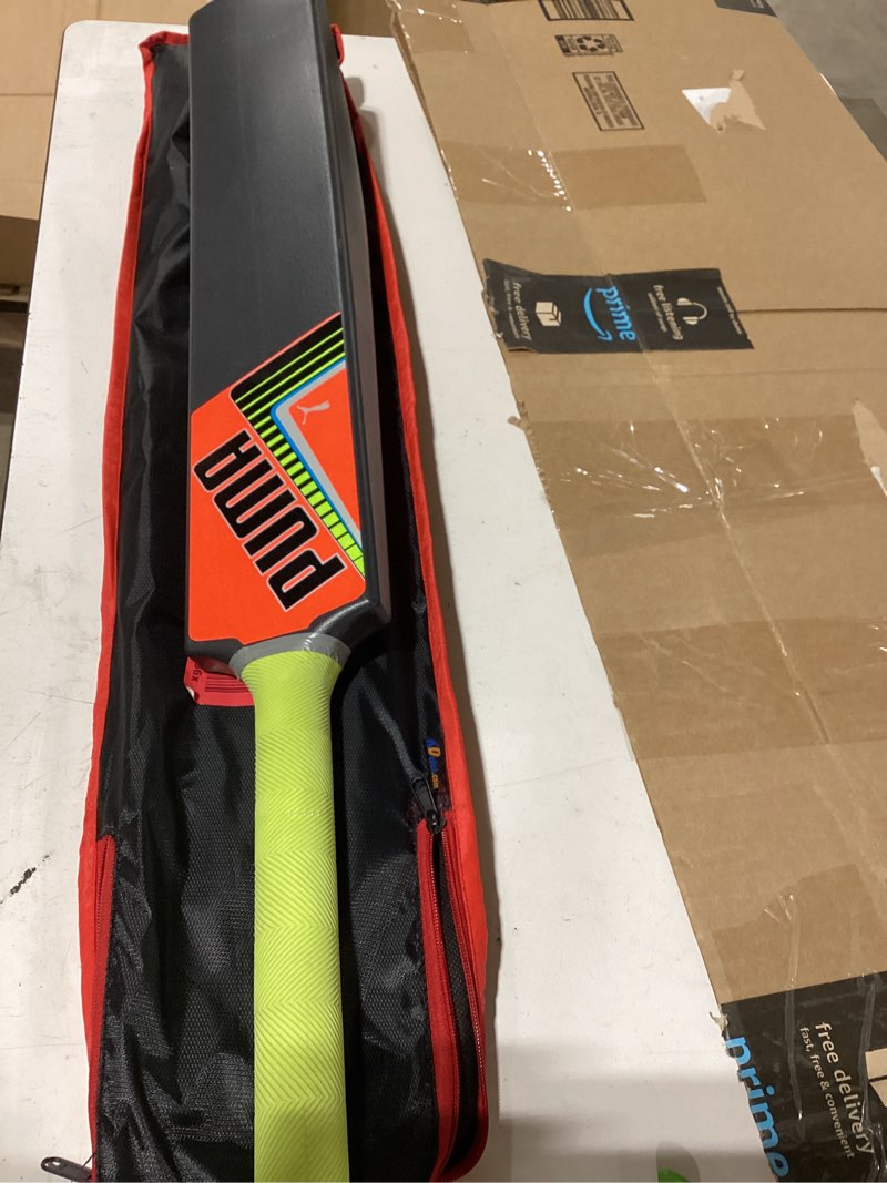 Condition photo showing Good Condition for puma mens future pb 1.1 pvc cricket bat, snr (5437301)