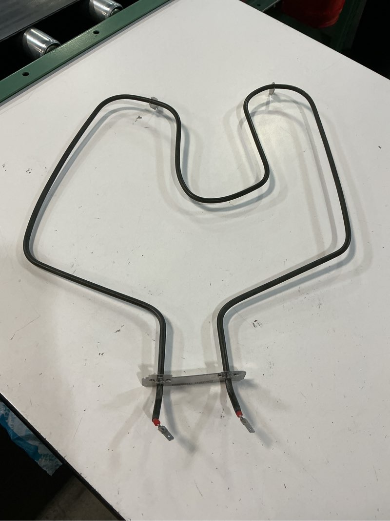 Condition photo showing As Is for bake element replacement for ge jbs07m1bb jbp24w0h2ww jbs03bh2wh jbp21wc1ww jbs03h2ct jbs27bh2bb jbp22bk1ct jbs07c1ww jbp62wd4ww jbs10df1ww jbs07h1bb jbs27wc1ww electric range - oven/stove