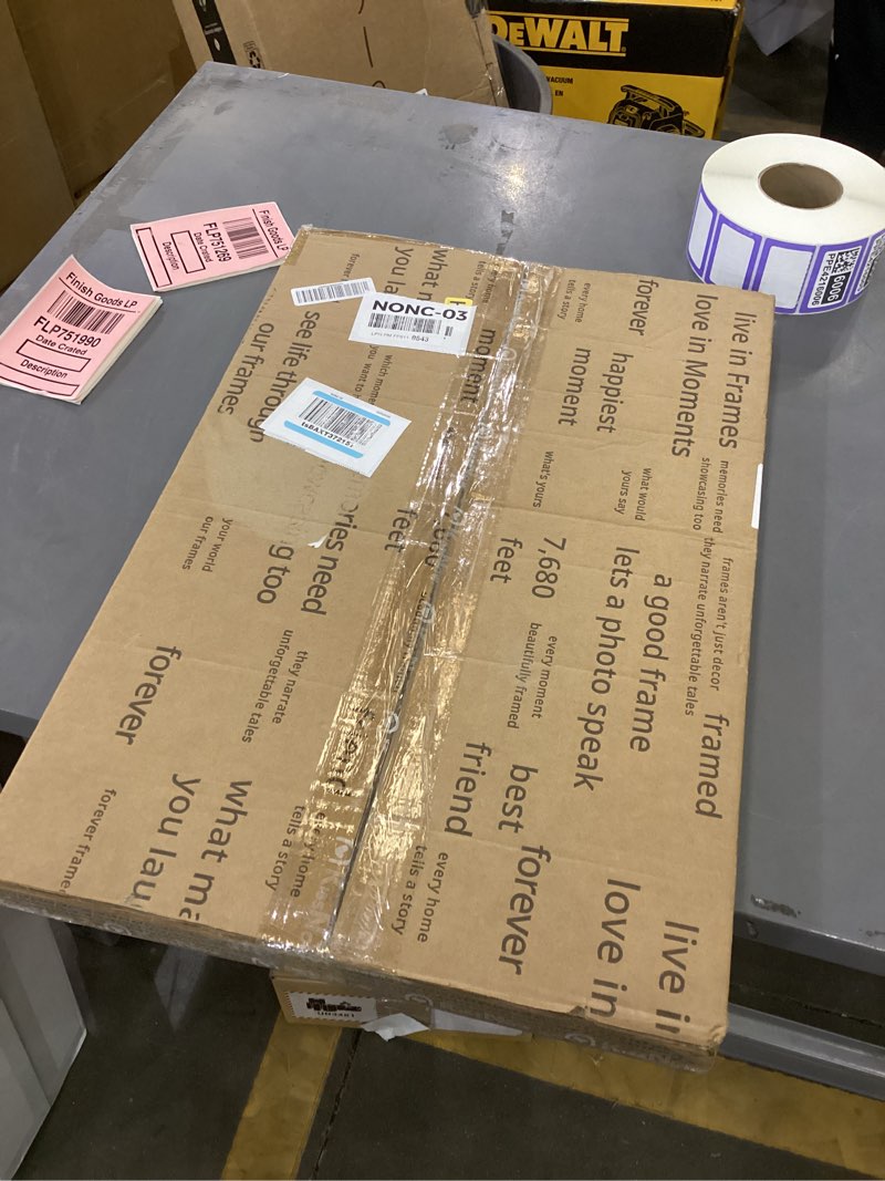 Condition photo showing Good Condition for KissNow 16x24 poster