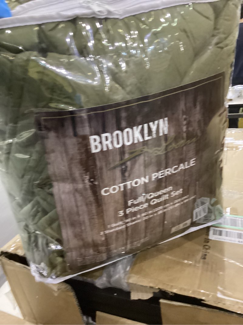Brooklyn Loom Solid Cotton Percale Olive Green Full/Queen 3 Piece Quilt Set, Solid Color Themed, Oek
