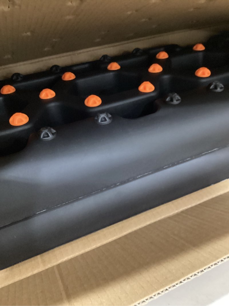 Condition photo showing Good Condition for Recovery Boards Traction Tracks Mat, 2 Pcs Traction Boards Offroad for 4X4 Jeep Off-Road Mud, Sand, Snow Traction Ladder, Track Tire Ladder, Tire Traction Tool