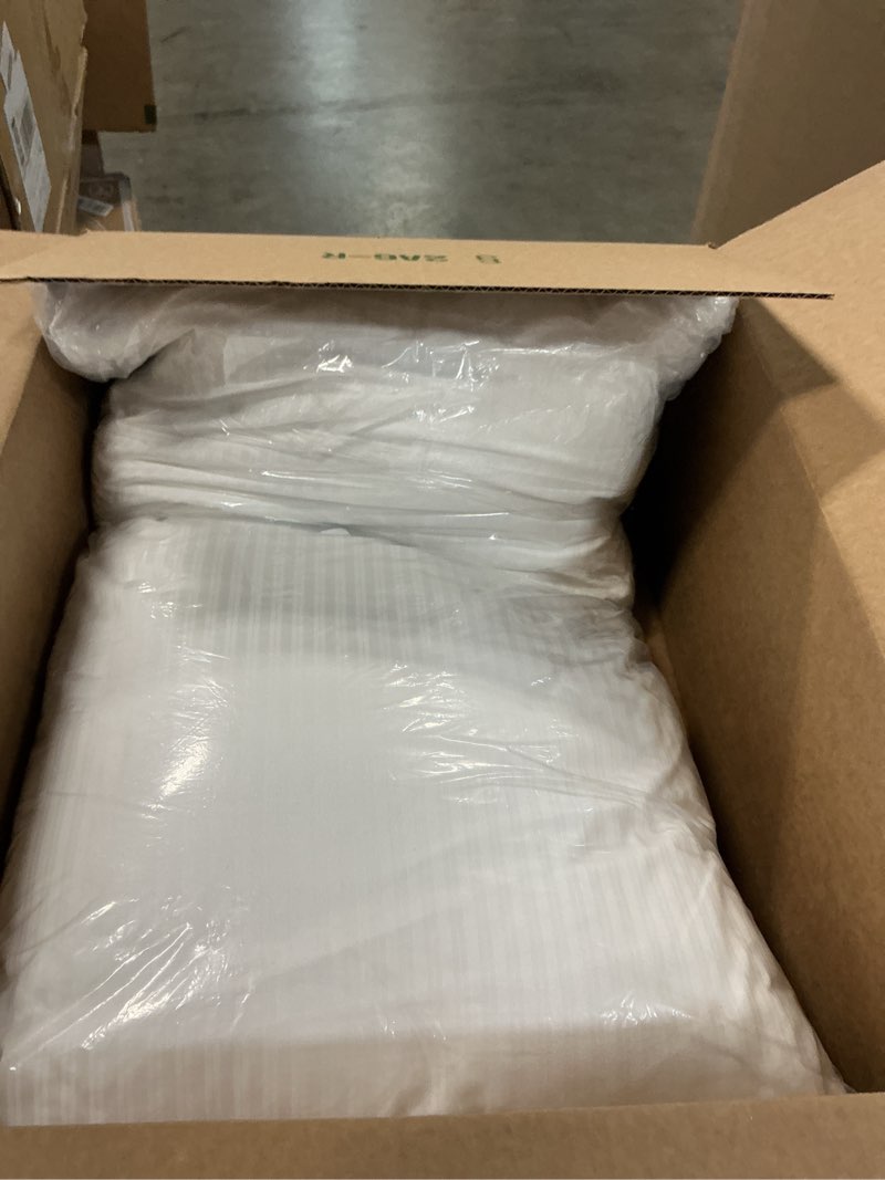 Condition photo showing Good Condition for isotonic indulgence synthetic down pillow | side sleeper (standard/queen)