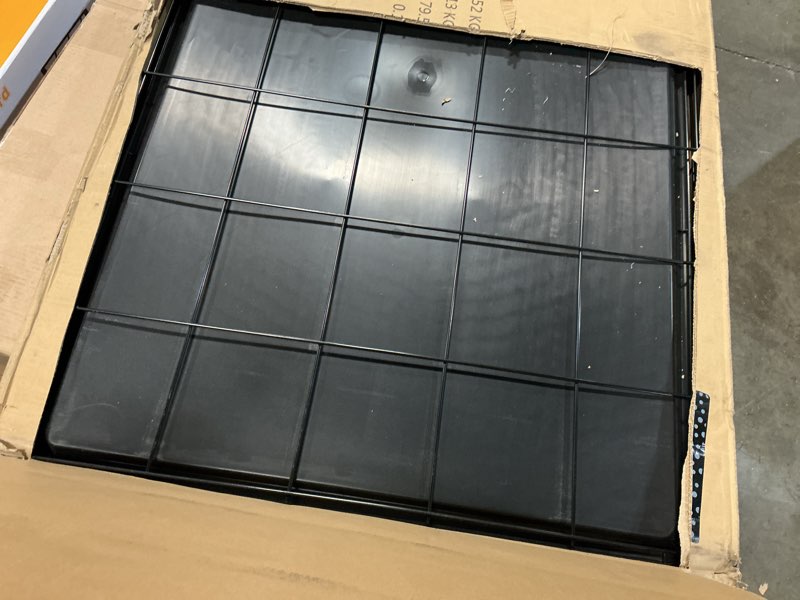 Condition photo showing Good Condition for amazon basics portable, foldable metal wire dog crate with removable tray, divider panel, easy to assemble, for large dogs, 48 x 30 x 32.5 in, black 48 x 30 x 32.5 in single door w/ divider