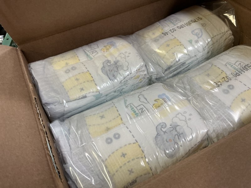 Condition photo showing New/Like New for Pampers Swaddlers Diapers, Size 0 (up to 10 lbs), 140 Count, Absorbent, Keeps Baby Dry and Comfortable, Skin Safe Disposable Baby Diaper (Packaging May Vary) Newborn 140