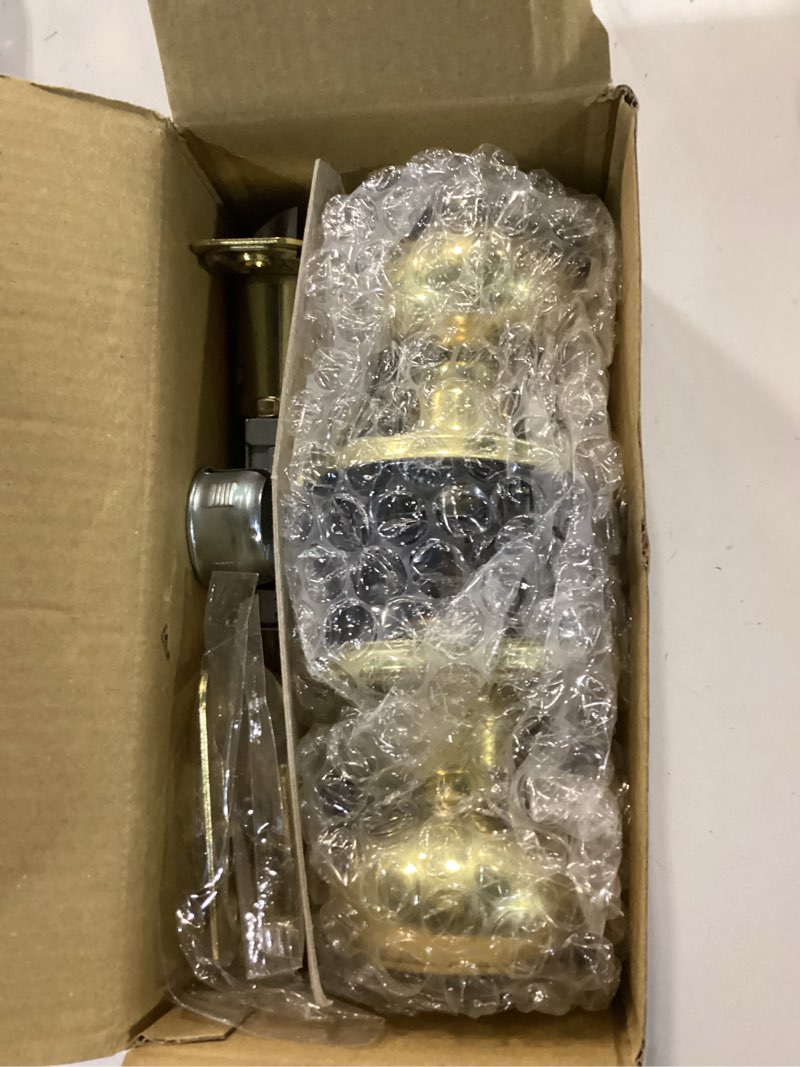 Condition photo showing Good Condition for Copper Creek Colonial Passage Interior Door Knob – ANSI Grade-3 Certified, Modern Heavy Duty Handle, Easy Install and Reversible for Bedroom, Bathroom and Closets – Polished Brass (1 Pack) 1 Pack Passage Polished Brass