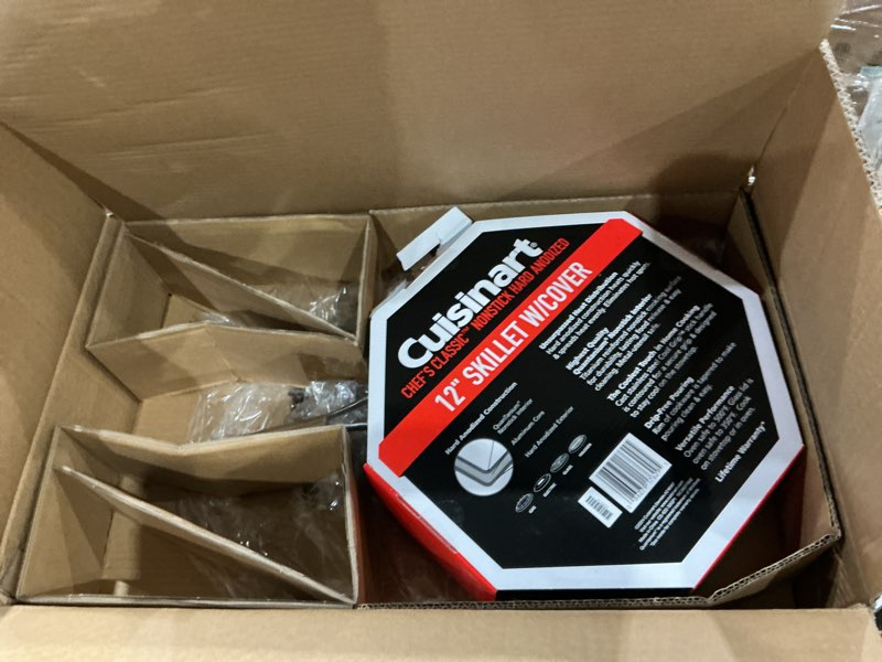Condition photo showing Good Condition for cuisinart 12-inch skillet, nonstick-hard-anodized with glass cover, 622-30gp1