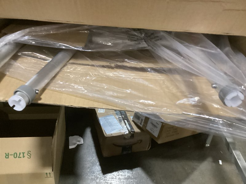 Condition photo showing Good Condition for Walker Adlt 2but w/5 whl.1/ea