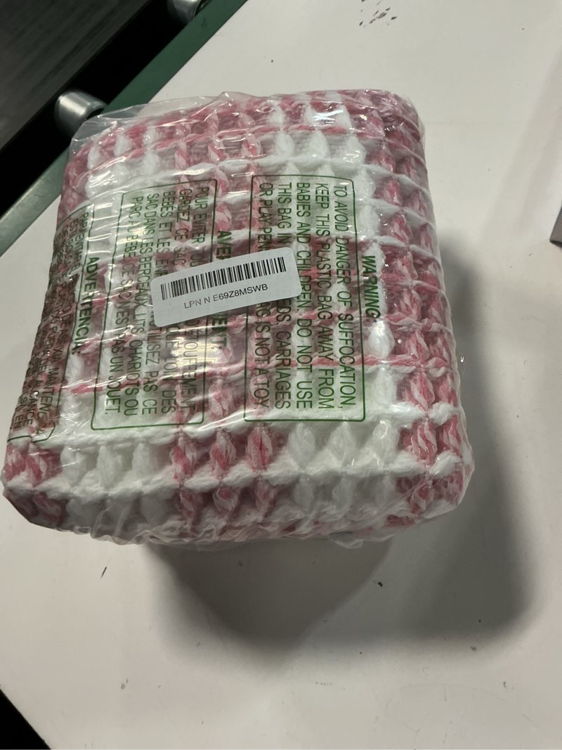Condition photo showing New/Like New for tyuu waffle bath mat, boho bathroom rugs non slip washable absorbent checkered bathroom mat quick dry cute bath mat, 36"x24" pink and white white & pink 2' x 3' (rectangular)