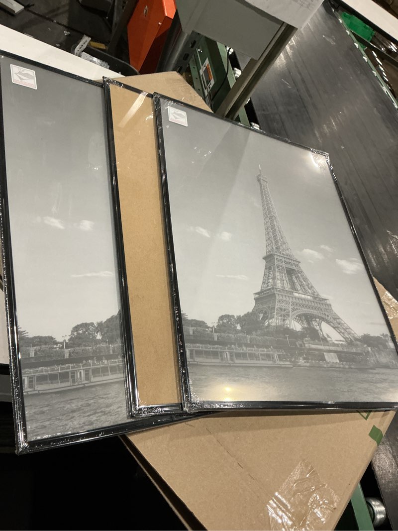 Condition photo showing Good Condition for upsimples 18x24 picture frame black 3 pack, scratch-proof poster frames 18 x 24 for photo gallery - slide-in strips, horizontal or vertical wall mounting