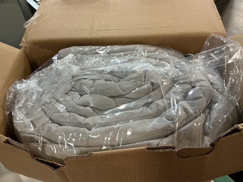 Condition photo showing New/Like New for Bedsure Comforter Duvet Insert - Quilted Comforters Queen Size, All Season Duvet, GentleSoft Down Alternative Bedding, with 8 Tabs, Gifts for Women/Men, Light Grey, Queen 88 x 88 Inches Light Grey Queen