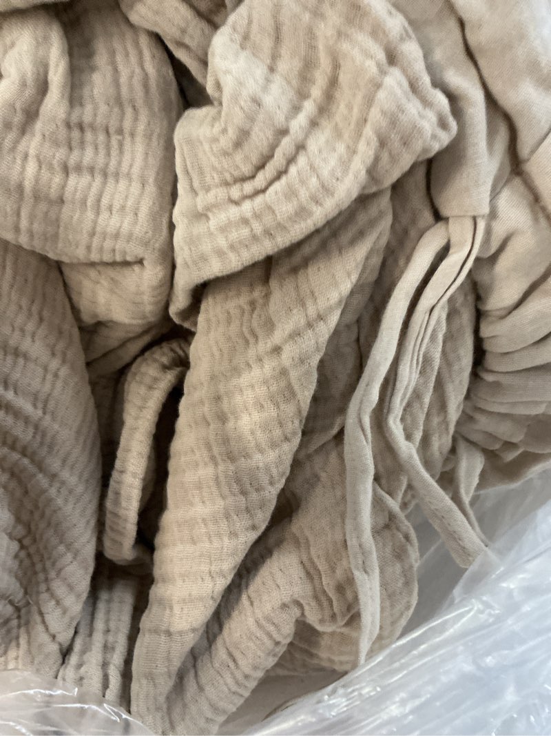 Condition photo showing Good Condition for organic cotton gauze duvet cover set, full/queen, dune