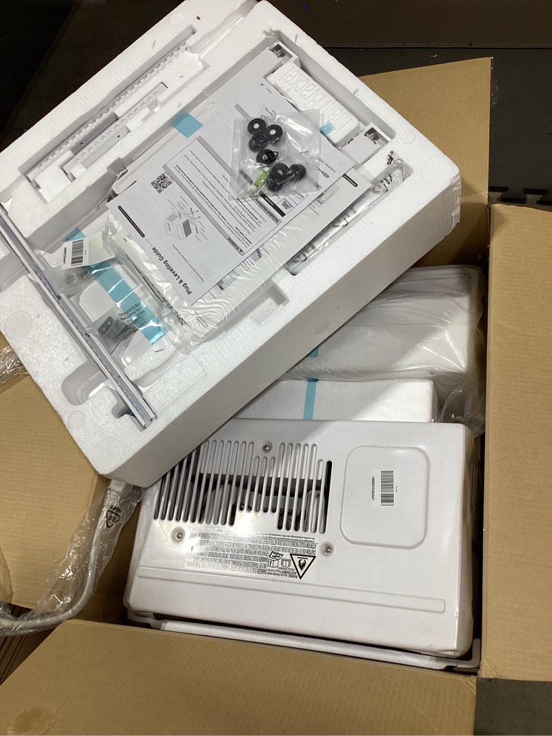 Condition photo showing Good Condition for midea 12,000 btu u shaped smart inverter window air conditioner - cools 550 sq ft, ultra quiet with open window flexibility - alexa/google assistant compatible - 35% energy savings, remote (updated) 12,000 btu (updated)