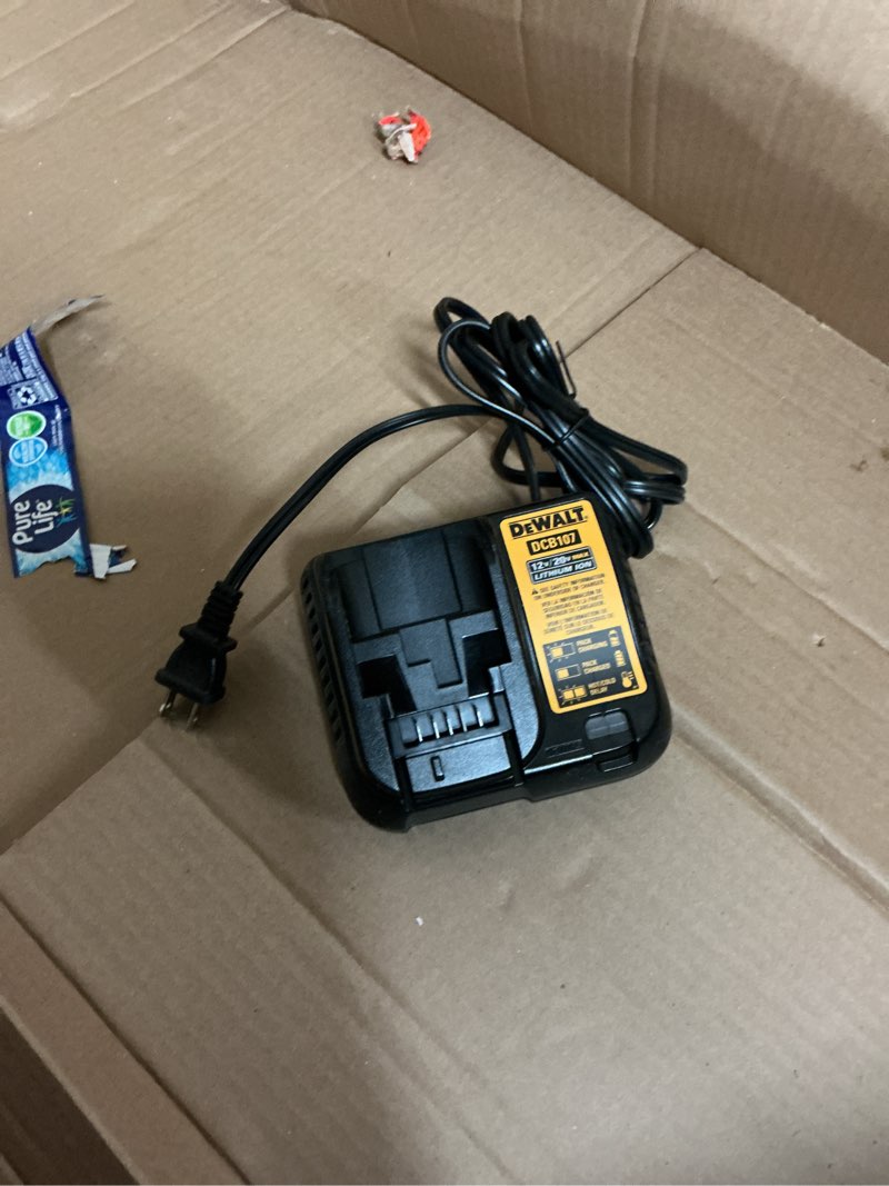 Condition photo showing Good Condition for dewalt dcb107 12v/20v power tool charger for dewalt 12v/20v max li-ion batteries with 6 pack