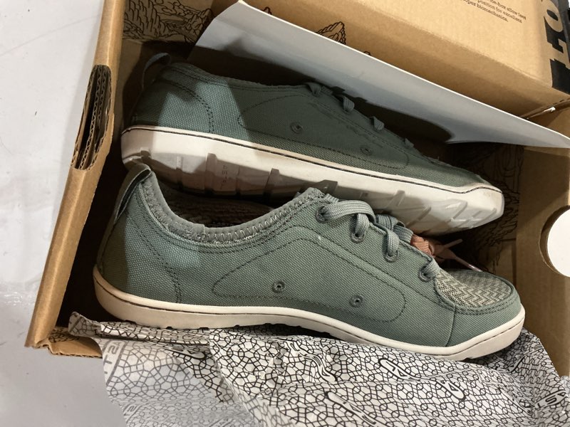 Condition photo showing New/Like New for astral women's loyak shoes - barefoot, quick-drying, minimalist sneaker for casual wear, water sports, travel, & hiking( size 9 ))