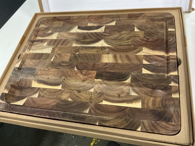 Condition photo showing Good Condition for evergreen end grain acacia wood cutting board for kitchen | large 16x12.4x1.5" butcher block with juice groove & non-slip feet | 2in1 charcuterie board, non-toxic, gift box