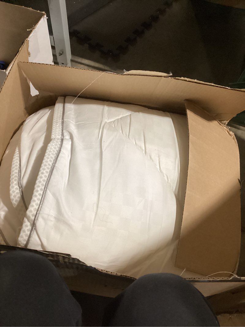 Condition photo showing Good Condition for premium high-density foam mattress topper king size (78"x80") white, thick & firm support, breathable & hypoallergenic for back pain relief & pressure relief, bed topper premium white king