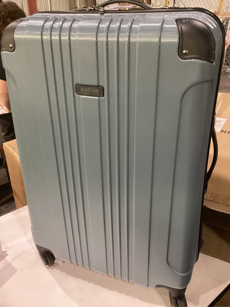 Condition photo showing Good Condition for kenneth cole reaction out of bounds lightweight hardshell 4-wheel spinner luggage, granite blue, 28-inch checked 28-inch checked granite blue