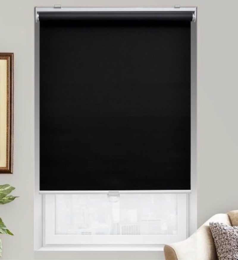 Cordless roller blind 71x70.8” black