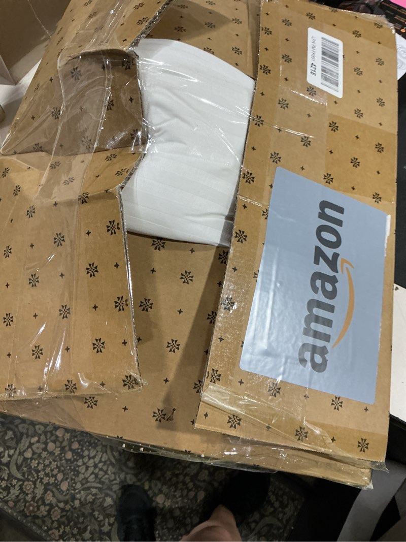 Condition photo showing Good Condition for beckham hotel collection bed pillows standard/queen size set of 2 - original soft down alternative pillow for sleeping - soft support for back, stomach or side sleepers queen / standard white