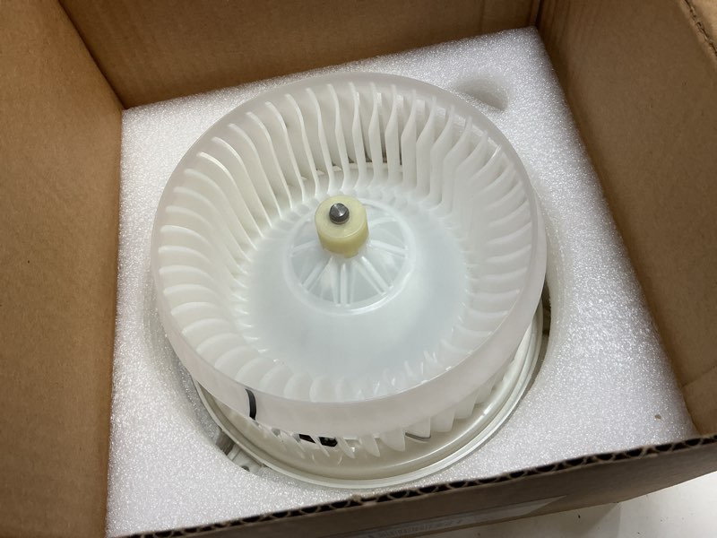 Condition photo showing Good Condition for TRQ HVAC Heater Blower Motor Fan Cage Front Compatible with Toyota Sienna Sequoia