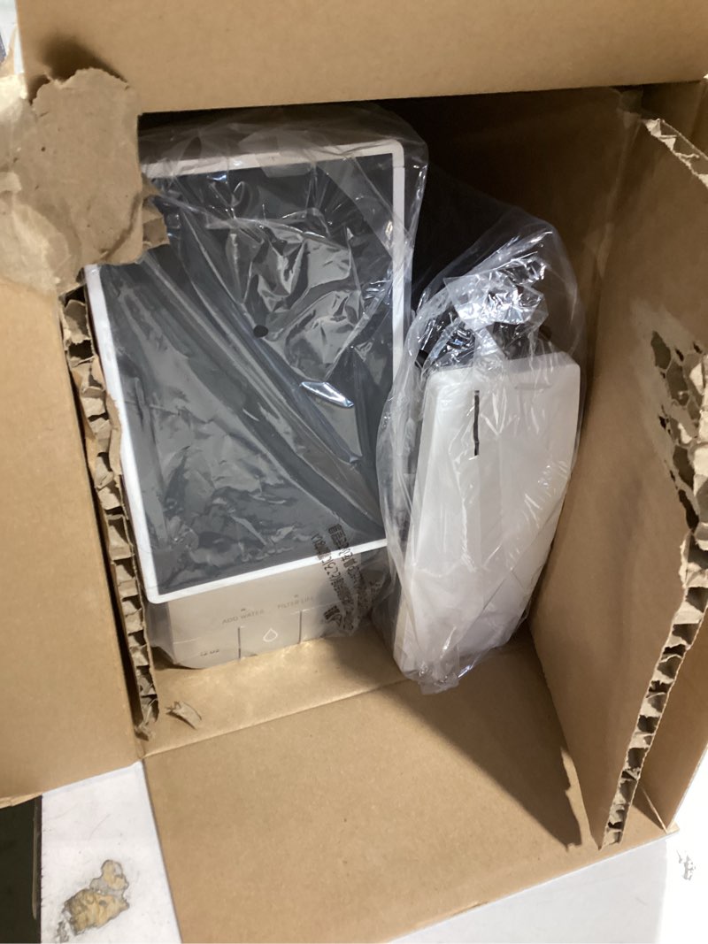 Condition photo showing New/Like New for Brita Hub Instant Powerful Countertop Water Filter System, Reduces 70+ Contaminants, 12 Cup Water Reservoir, Includes 6 Month Carbon Block Filter, White, 87340