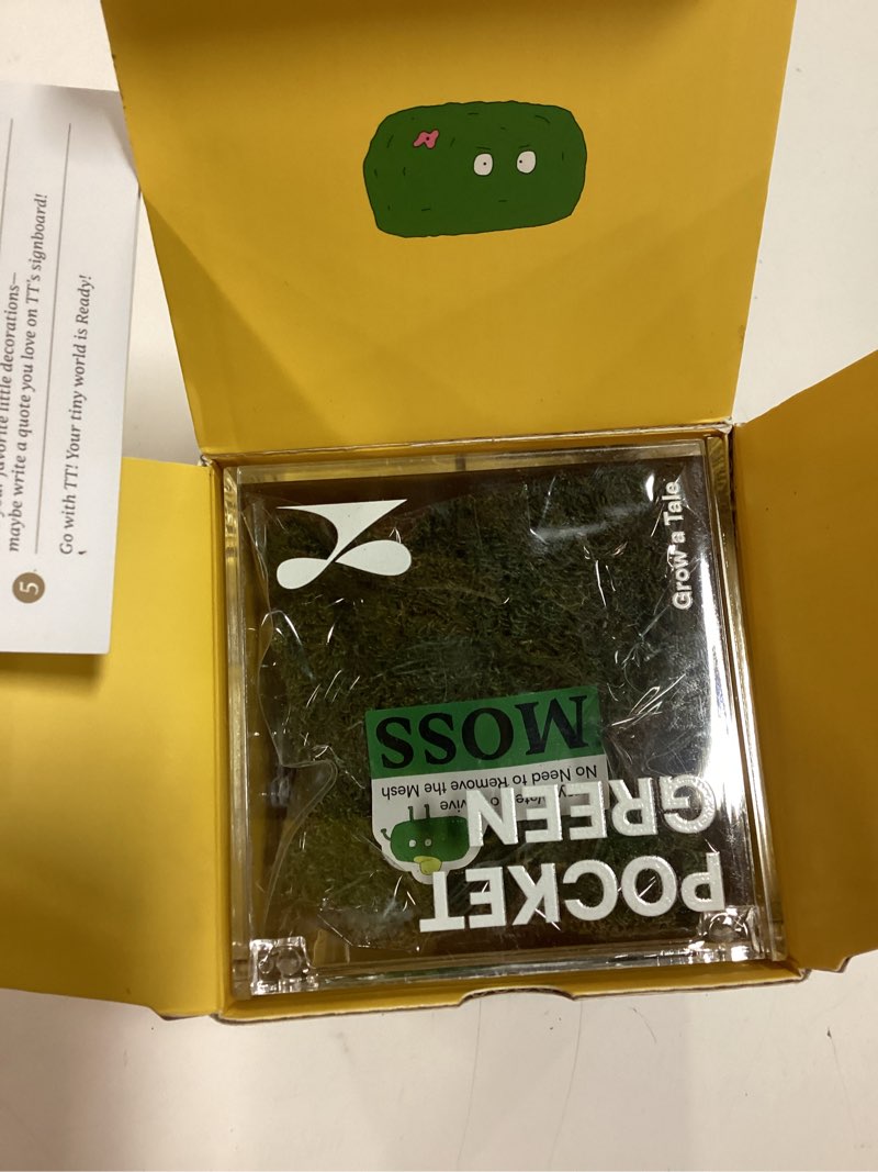 Condition photo showing New/Like New for diy moss terrarium kit, 4 * 4 * 4 inch acrylic cube mini garden with live star moss, soil, paid pooping-craft kit for adults and teens, relaxing desk decor & unique gift for home or office star moss paid pooping