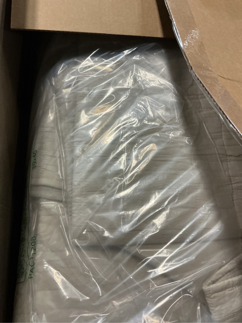 Condition photo showing Good Condition for palassio beige 100% cotton quilt king size bedding sets with 2 pillow shams, textured lightweight soft bedspread shabby chic coverlet, neutral quilted comforter bed cover for all season, 3 pieces block-beige king(106"x96"?