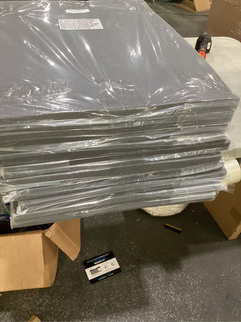 https://lotting-media.assets.bidfta.com/lotting_4c3aeb87-569f-435e-bb54-a9f28cab8afa