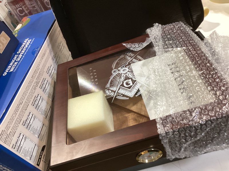 Condition photo showing Good Condition for Free Mason Cigar Humidor - Cedar Lined Cigar Holder Humidifier with Accurate Hygrometer, Dropper, and Wood Bar Divider, Masonic Gifts for Men