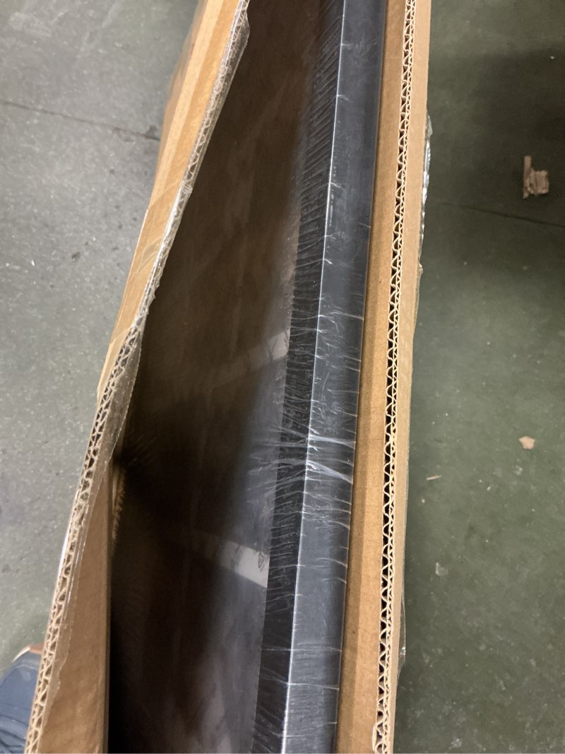 Condition photo showing New/Like New for 18x30 Picture Frame 4x6 Collage Picture Frame Displays Eighteen 4x6 inch Photos Collage Wall Decor Wall Hanging Black Black 18x30?4x6 opening?