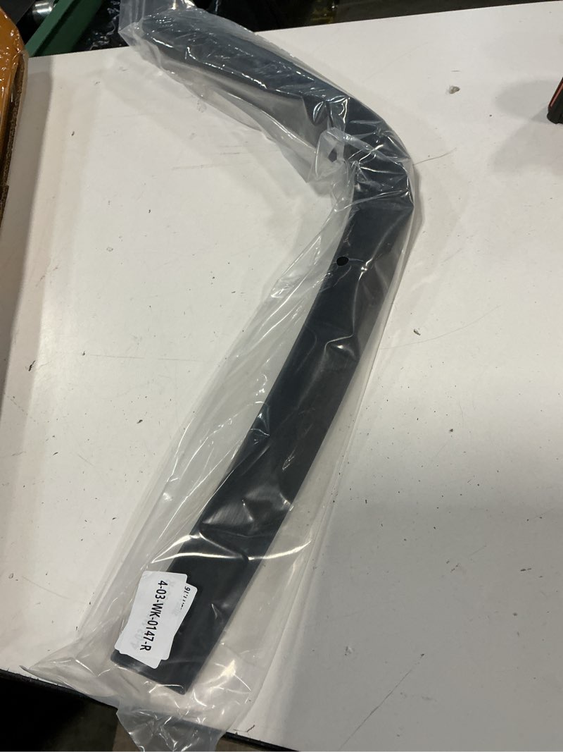 Condition photo showing Good Condition for motoku rear passenger side wheel molding fender flare trim for jeep grand cherokee 2011-2021, grand cherokee wk 2022