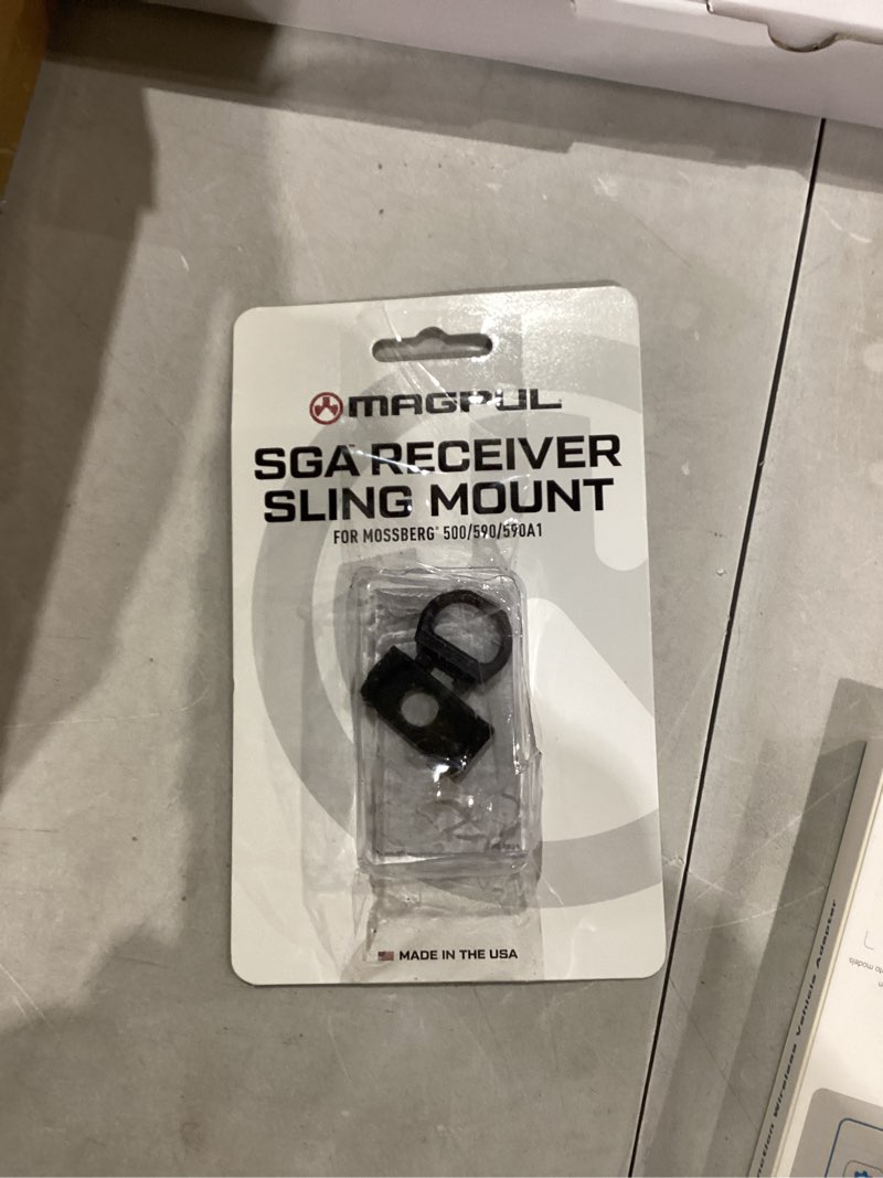 Magpul SGA Mossberg Sling Mount,Black