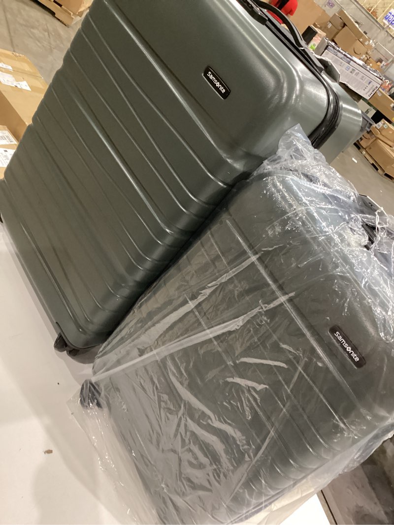 Condition photo showing Good Condition for samsonite evolve se hardside expandable with double spinner wheels, 2pc set (co/m), army green 2-piece set (carry-on/medium) army green