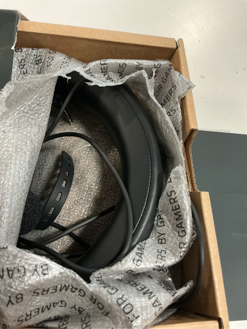 Condition photo showing Good Condition for razer blackshark v2 x xbox gaming headset: 50mm drivers - cardioid mic - lightweight - comfortable, noise isolating earcups - for xbox series x, series s, ps5, pc, switch via 3.5mm audio jack - black black 3.5 mm xbox