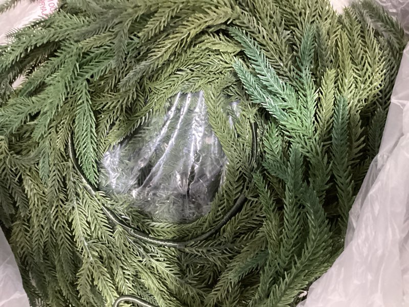 Condition photo showing Good Condition for 2Pcs 6Ft Real Touch Norfolk Pine Garland-Realistic Christmas Garlands for Mantle- Lush Dripping Arti