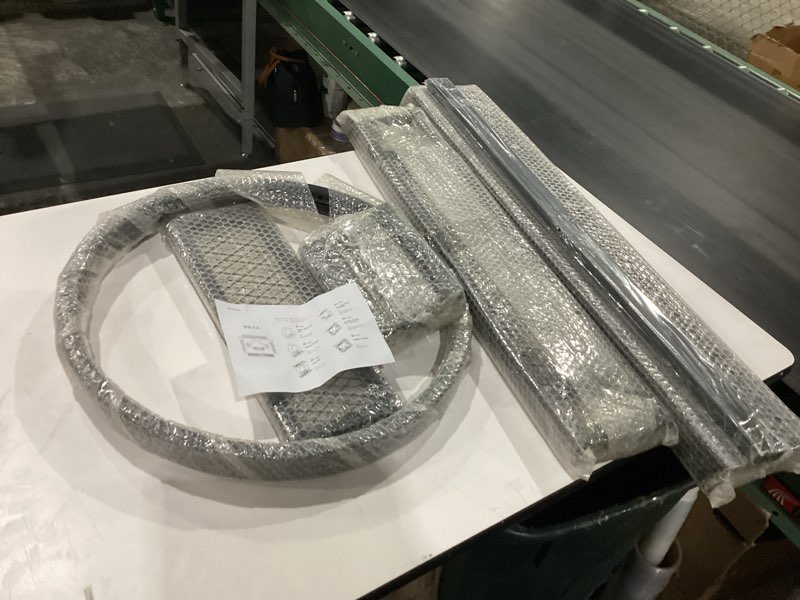 Metal Stable Wall Mounted Wine Rack, Modern Minimalist Style Wall Mounted Wine Cabinet, Layered Wall