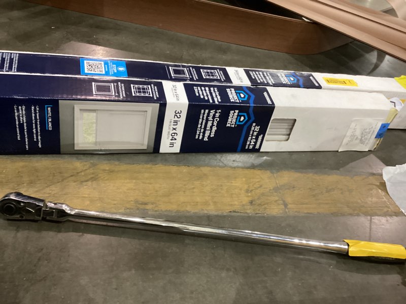 Condition photo showing As Is for ratchet wrench