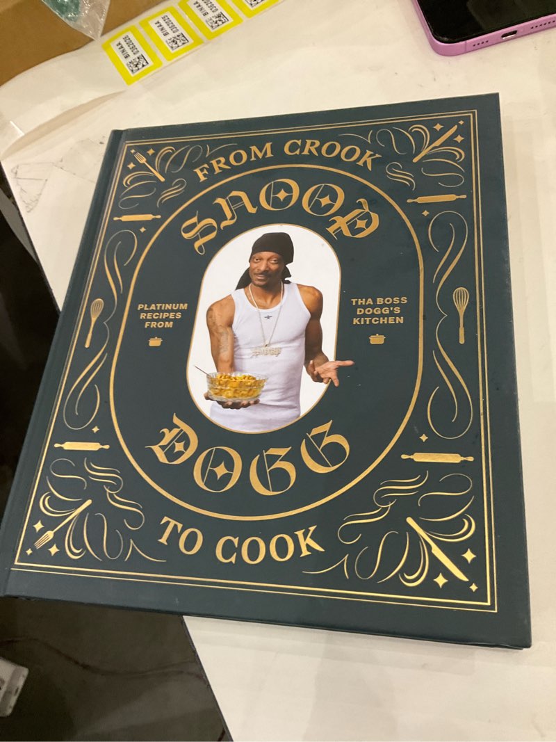 Condition photo showing New/Like New for From Crook to Cook: Platinum Recipes from Tha Boss Dogg's Kitchen (Snoop Dogg Cookbook, Celebrity Cookbook with Soul Food Recipes)