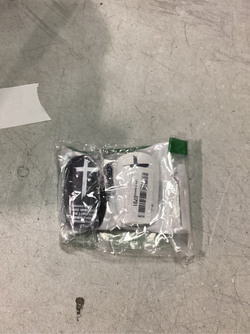 Condition photo showing Good Condition for 2 Pairs Mini Soccer Shin Guards 3.94 x 2.56 Inches Football Shins Pads Cross Small Shin Guards with Bible Extra Mini Shins Guard Soccer Black & White Cross Football Pads for Teenagers Men Women