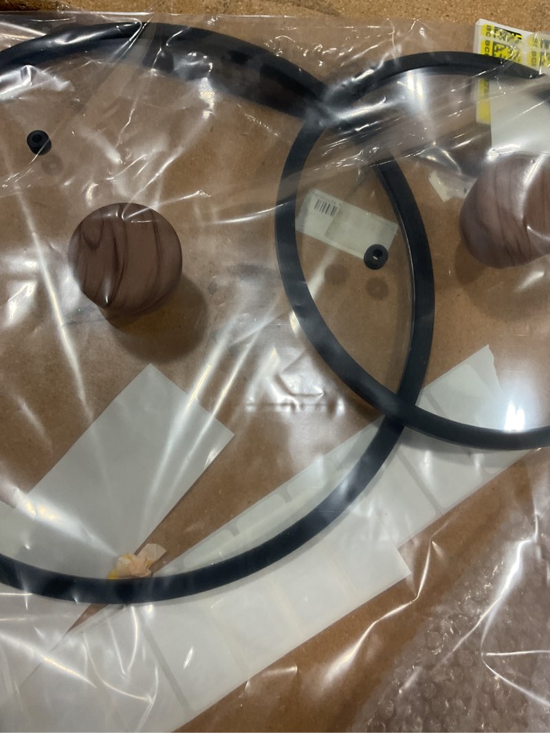 Condition photo showing New/Like New for lerykin tempered glass lid set of 2 - universal lids with heat resistant silicone rim for pots, pans and skillets - pan cover replacement lids fit 7", 8" & 9" and 10", 11" & 12" diameter cookware fit 7" to 12" cookware (2 pcs)