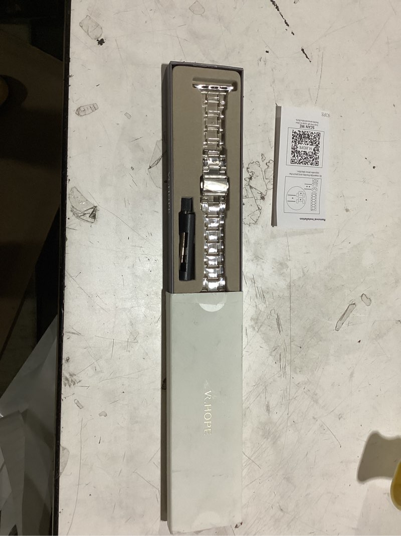 Condition photo showing Good Condition for v.r.hope resin watch band compatible with apple watch band for women 42mm 44mm 45mm 46mm49mm fashion lightweight bracelet strap for iwatch series ultra3/11/10/9/8/7/6/5/4/3/2/1/se3 (clear) clear 46mm/49mm/45mm/44mm/42mm