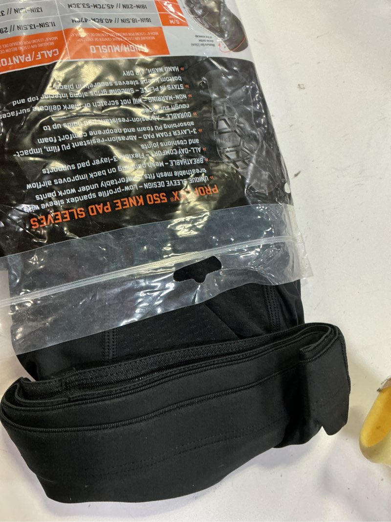 Condition photo showing Good Condition for Ergodyne ProFlex 550 Padded Knee Sleeves - 3-Layer Foam Cap, Large/X-Large (Pair) Large/ X-Large