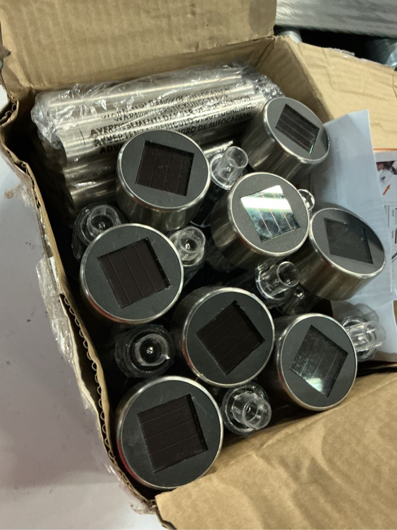Condition photo showing Good Condition for gigalumi 16 pack solar lights outdoor waterproof,stainless steel led solar garden lights for patio, lawn, yard and landscape(cold white) 16 pack cold white
