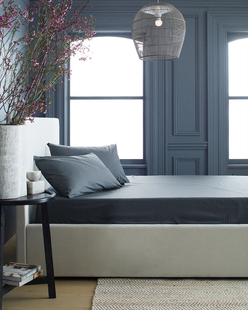QUINCE Organic Crisp Percale Fitted Sheet Set of 3, Nightfall,Queen